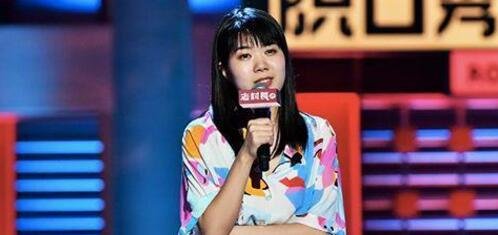 杨笠代言被举报下架，被“举报”的她到底是因为冒犯了谁？