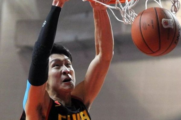 流言说男篮国手孙悦与娇妻陈露离婚，你觉得是真的还是假的？