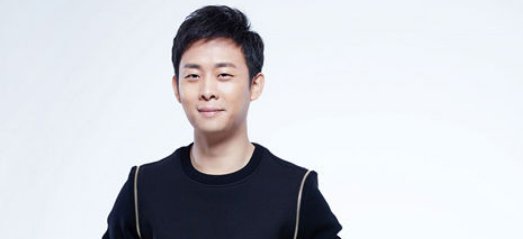 张译发布会遭女粉丝热烈飞扑，这样的行为是不是不太妥当？