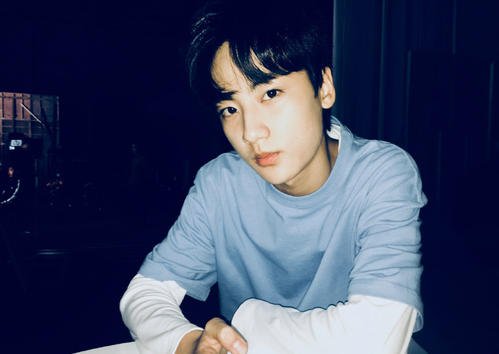 未成年演员边程为自己抽烟行为道歉,如何评价他这样的行为?