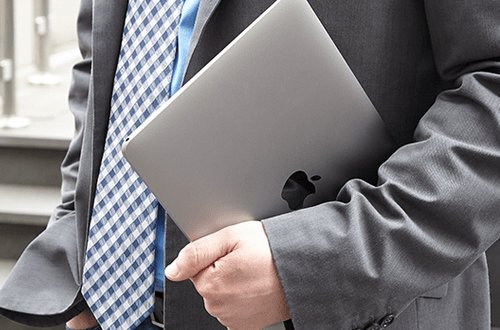 苹果手提电脑哪款好？求推荐。