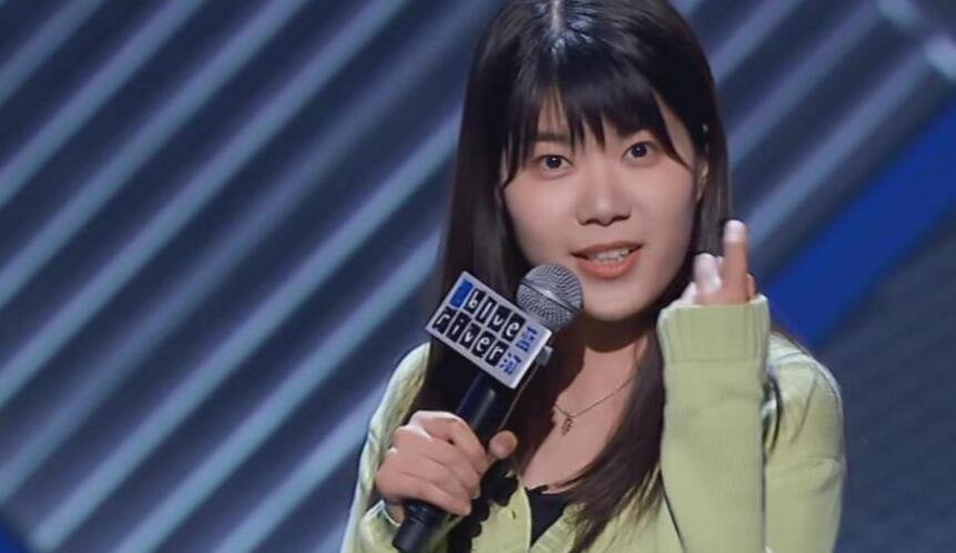 杨笠代言被举报下架，被“举报”的她到底是因为冒犯了谁？