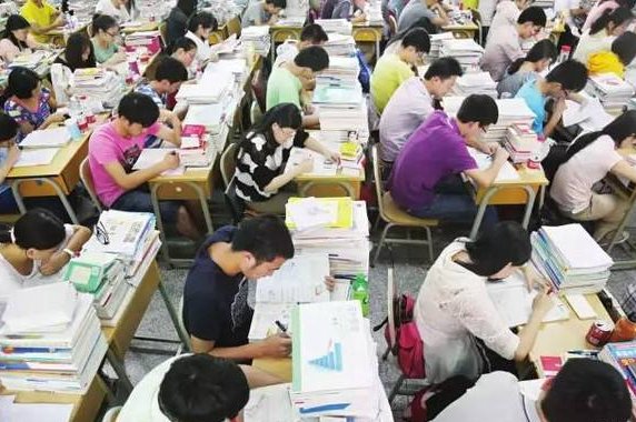 2019年重庆市高考分数线是多少分，求告知