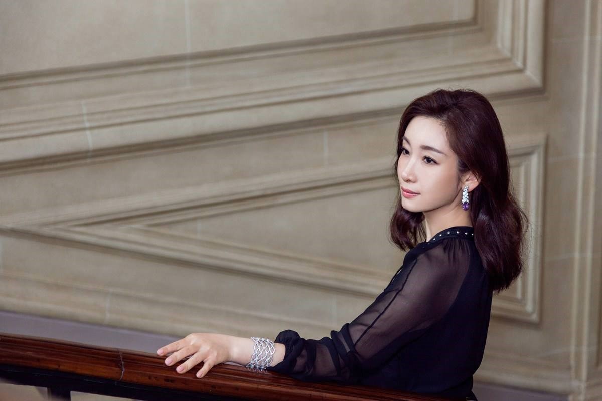 李湘和秦海璐有哪些情感纠葛？