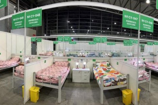 曝上海单独隔离婴幼儿，涉事医院否认，那照片中的真实情况如何？