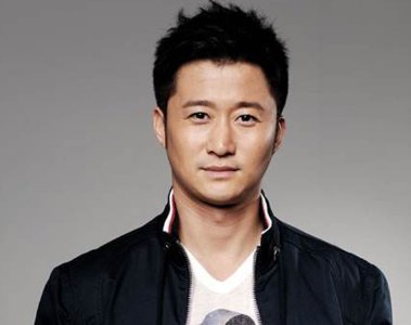 吴京的言论被推到风口浪尖：官媒出面发声力挺，说出日韩阴谋，发生了什么？