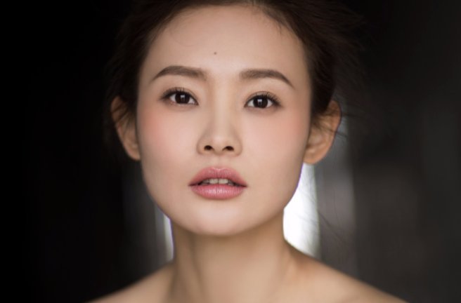 温柔的诱惑董微微是谁办演的？