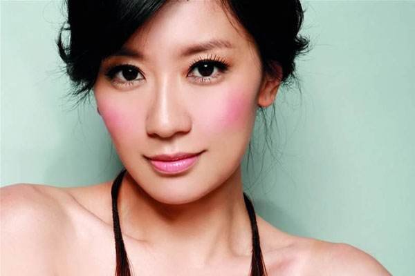 贾静雯生病咳嗽，难道贾静雯也有可能被感染到了吗？