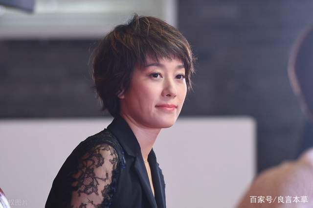 马伊琍片场抽烟，44岁两颊凹陷显憔悴，抽烟对身体有何危害？