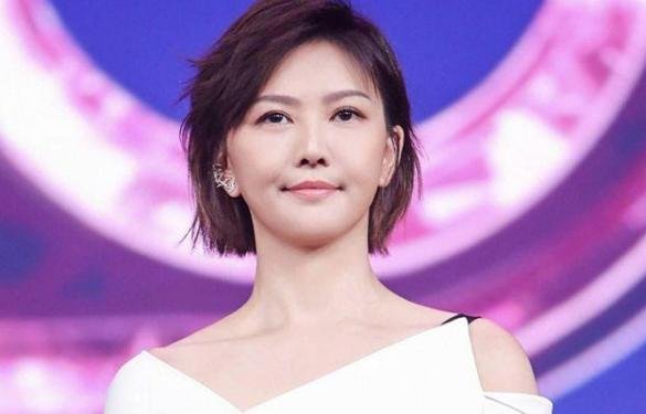 孙燕姿回应被叫冷门歌手，显示高情商，曾经的她有多红？