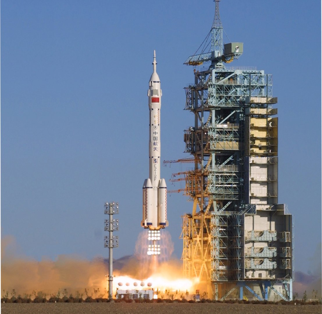 100秒盘点中国航天员太空就餐名场面，从神五到神十都有哪些变化？