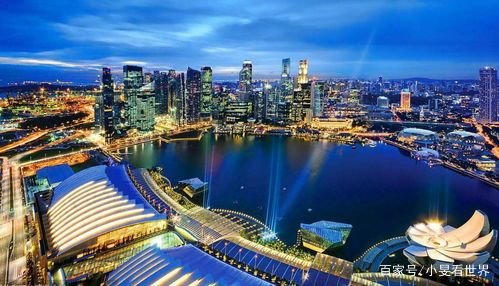 新加坡是一个十分舒适的国家，在新加坡工作和生活的经历是什么呢？